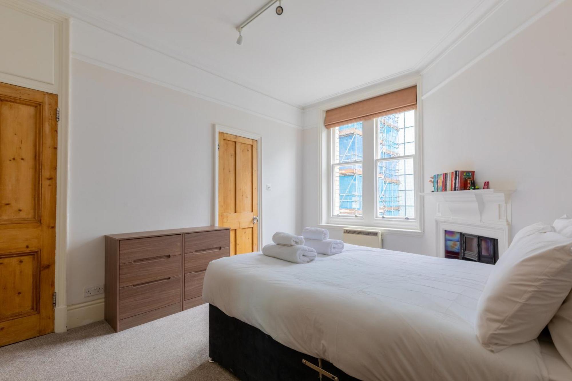 Incredibly Located 1bd Flat Leicester Square