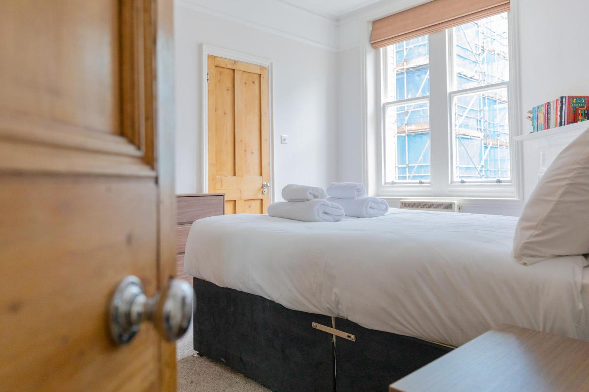 Apartment Incredibly Located 1bd Flat Leicester Square