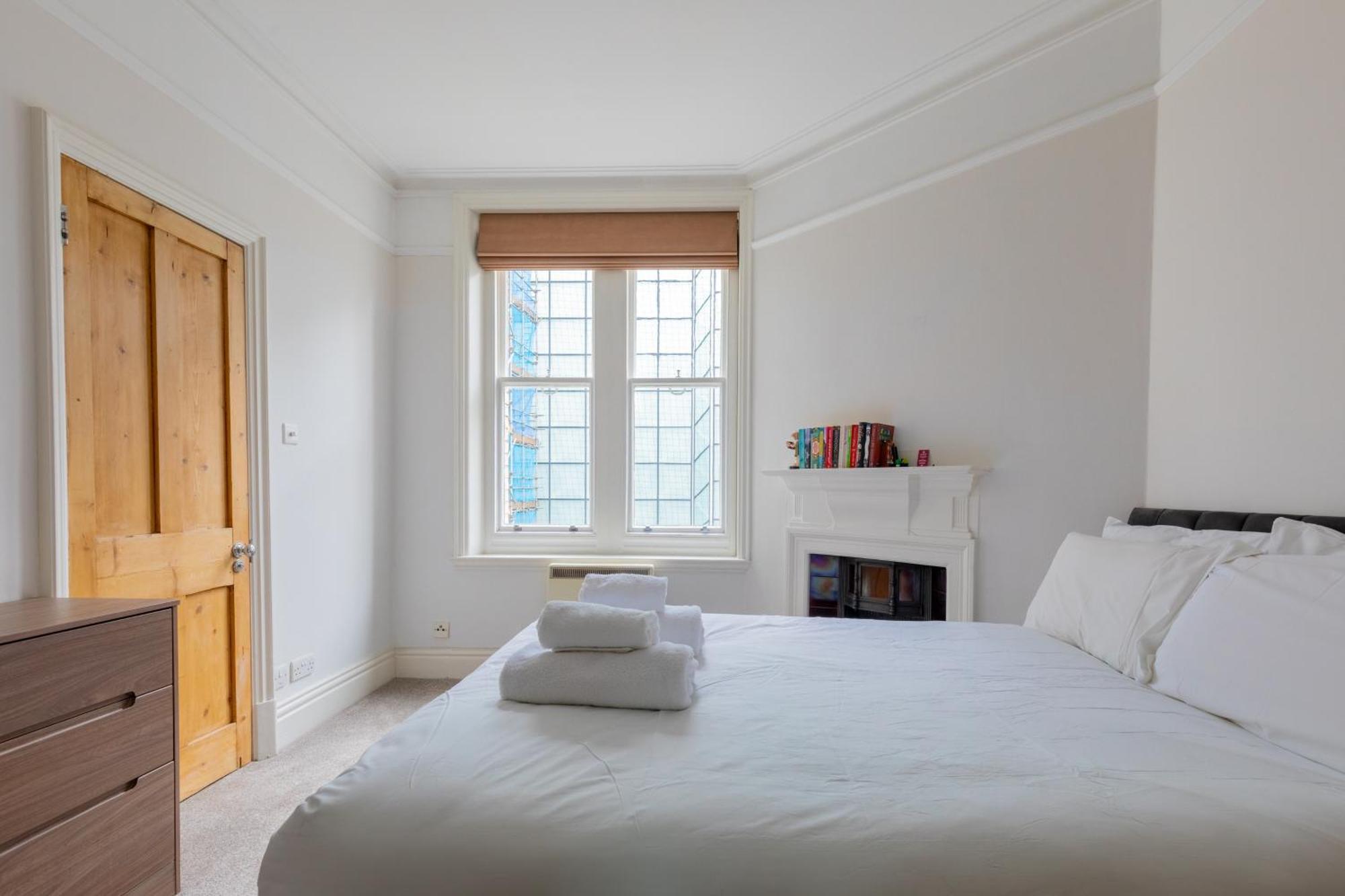 Apartment Incredibly Located 1bd Flat Leicester Square *
