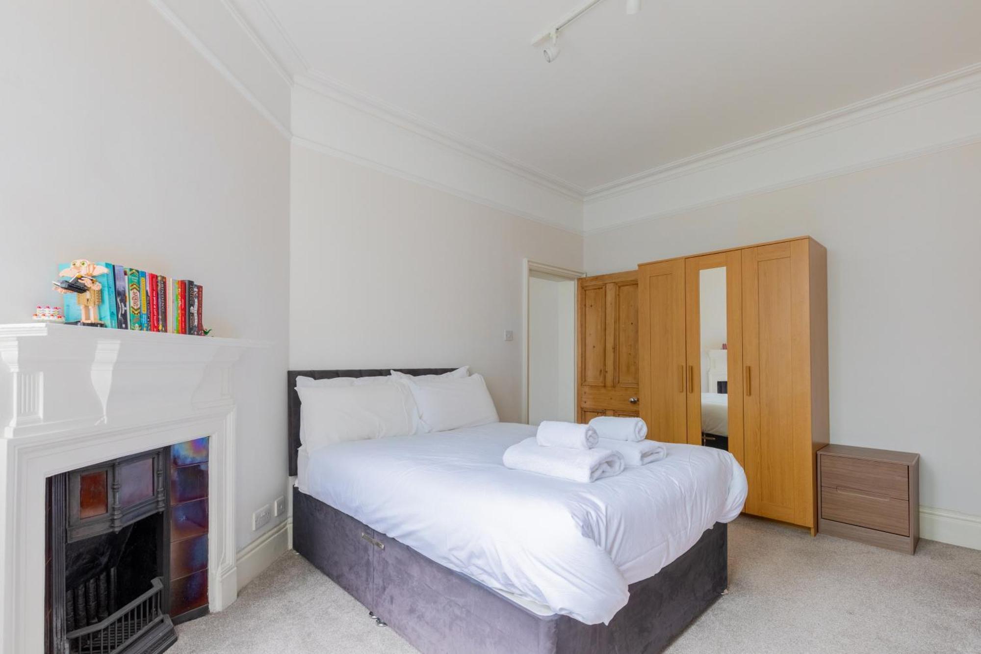 Apartment Incredibly Located 1bd Flat Leicester Square London