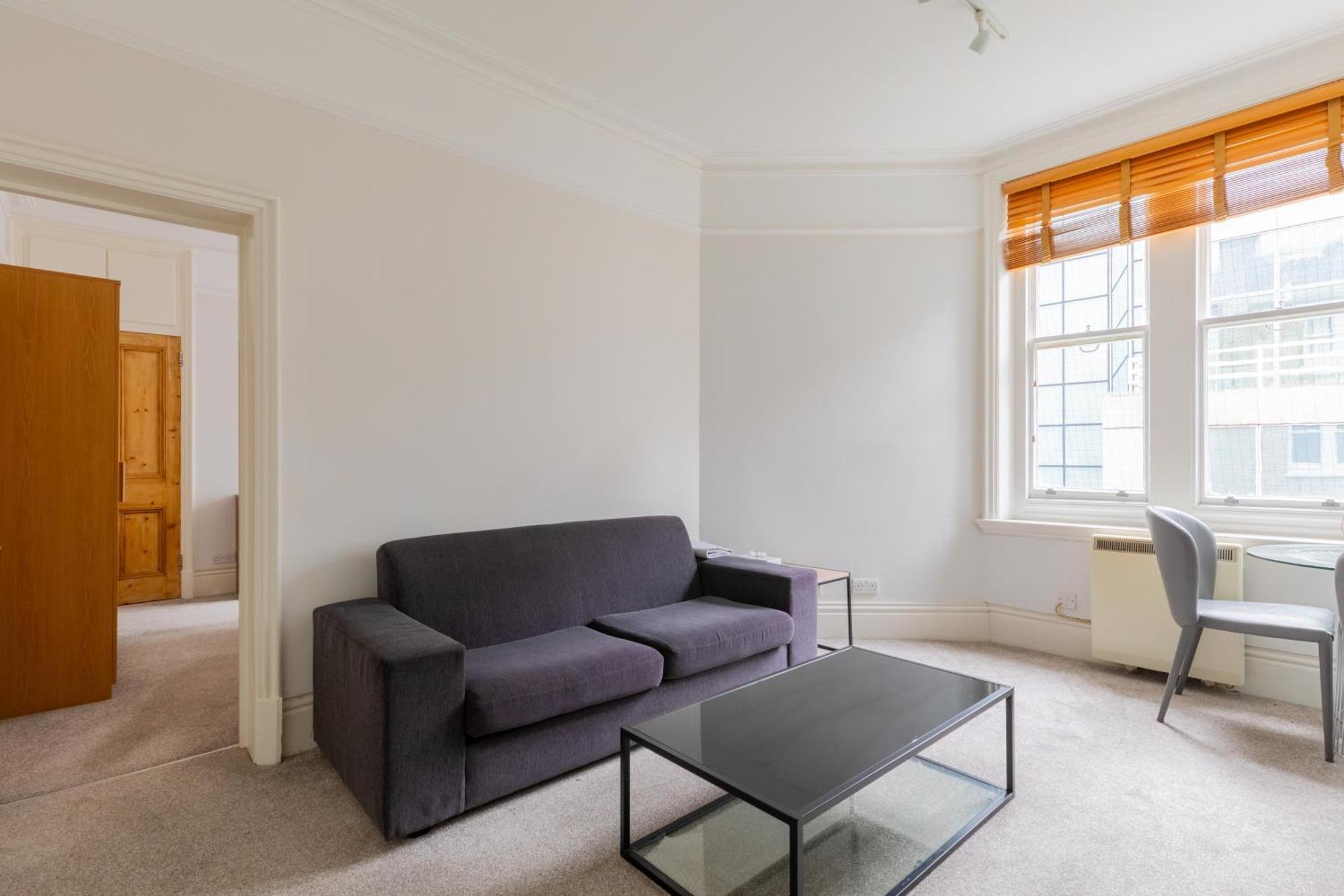 Apartment Incredibly Located 1bd Flat Leicester Square *