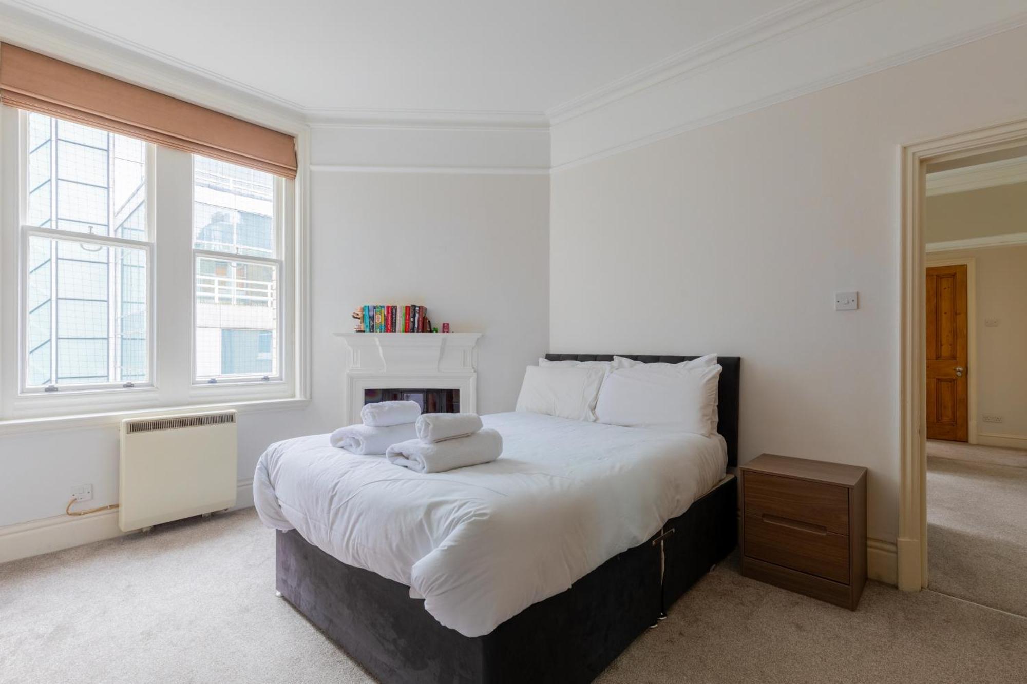 Incredibly Located 1bd Flat Leicester Square *